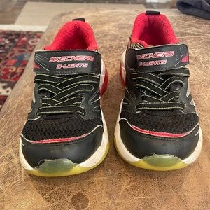 Skechers light up size 12 little boys sneakers